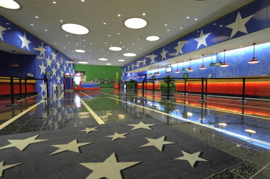 Disney'S All-Star Sports Resort Celebration Exterior photo