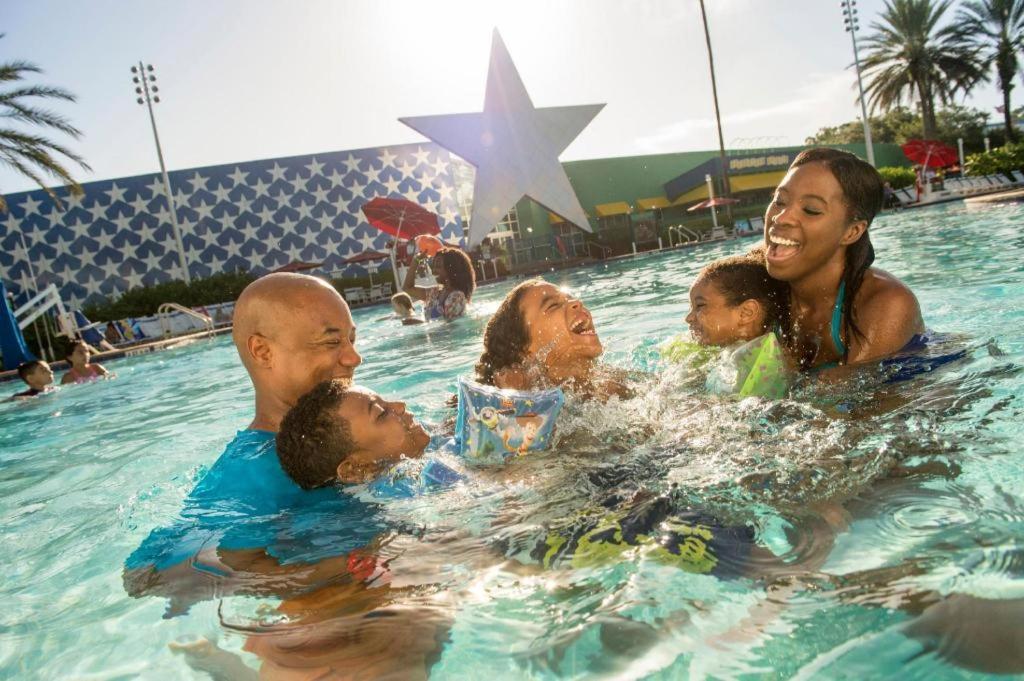 Disney'S All-Star Sports Resort Celebration Exterior photo